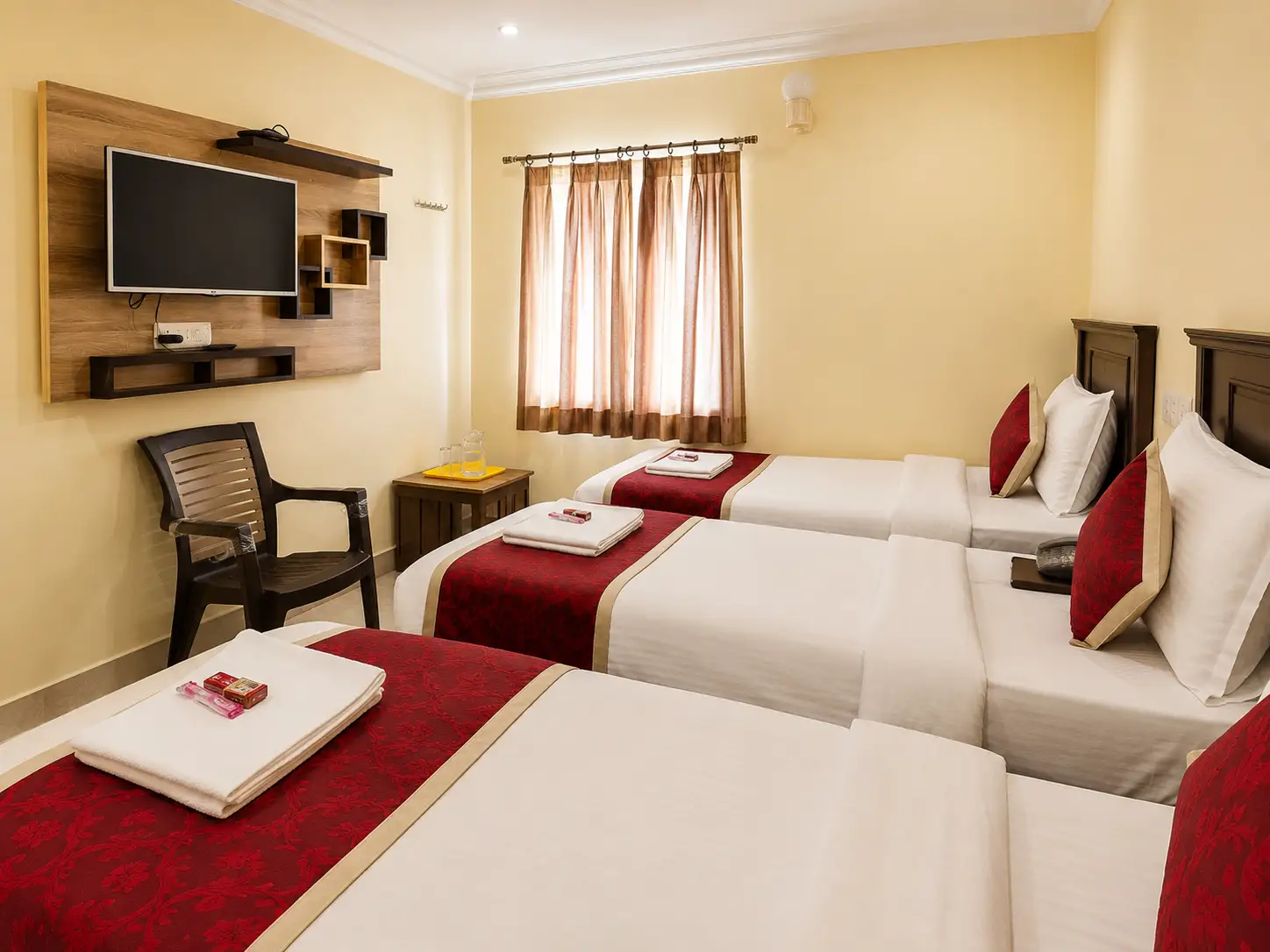 3 Bed AC Room